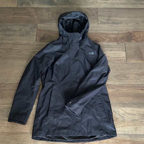 The North Face City Midi Trench, Rain Jacket - Picture 1 of 13